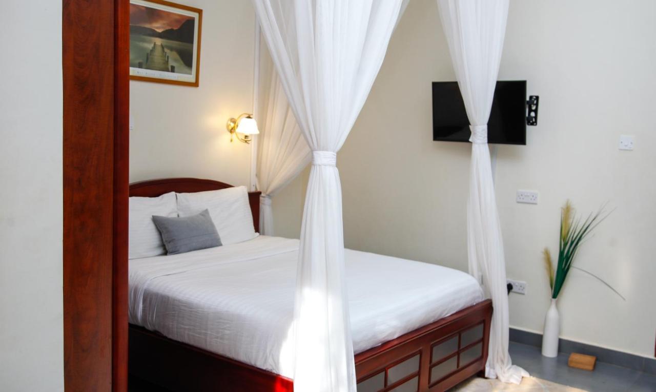 Fred And Winnie Bnb Кампала Экстерьер фото